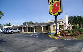 Super 8 By Wyndham Lantana West Palm Beach